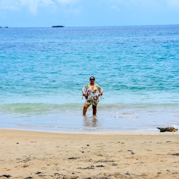 Meet your Posher, Claudia - Picture 3 of 3